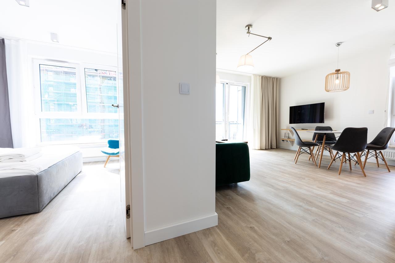 Baltic Apartments Main Town Towers Gdansk Exterior photo